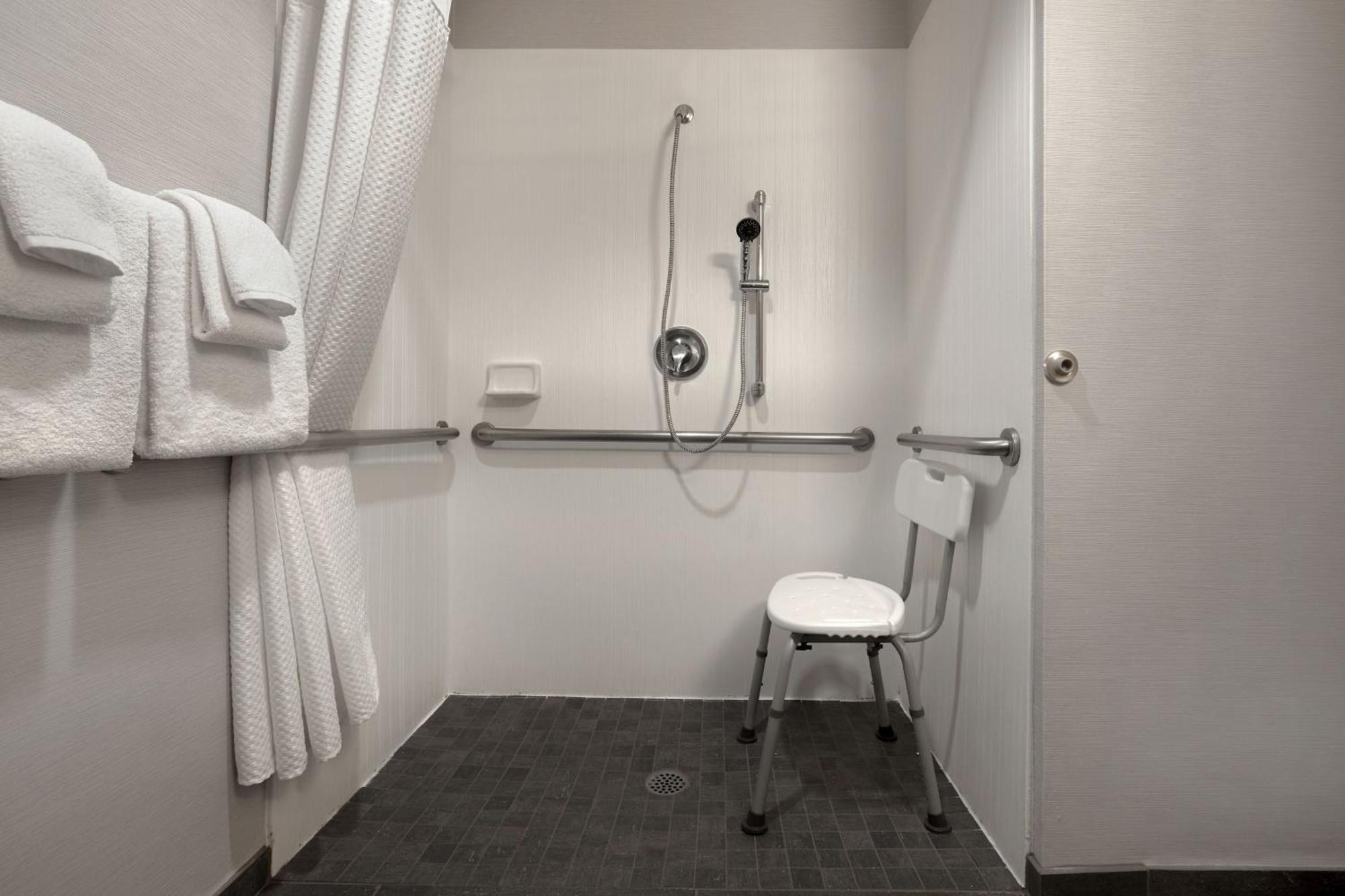 Courtyard By Marriott Portland Southeast/Clackamas Eksteriør bilde